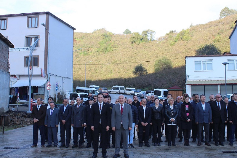İkizce'de 10 Kasım Atatürk'ü Anma Programı düzenlendi.