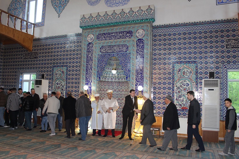 Kaymakamımız Ali Can YILDIZ Ramazan Bayramı ziyaretlerinde bulundu.